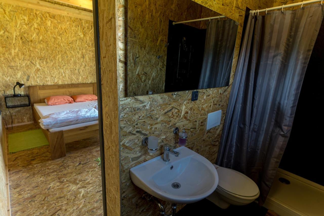 Horse Glamping Park Hotel Cirkovce Exterior photo