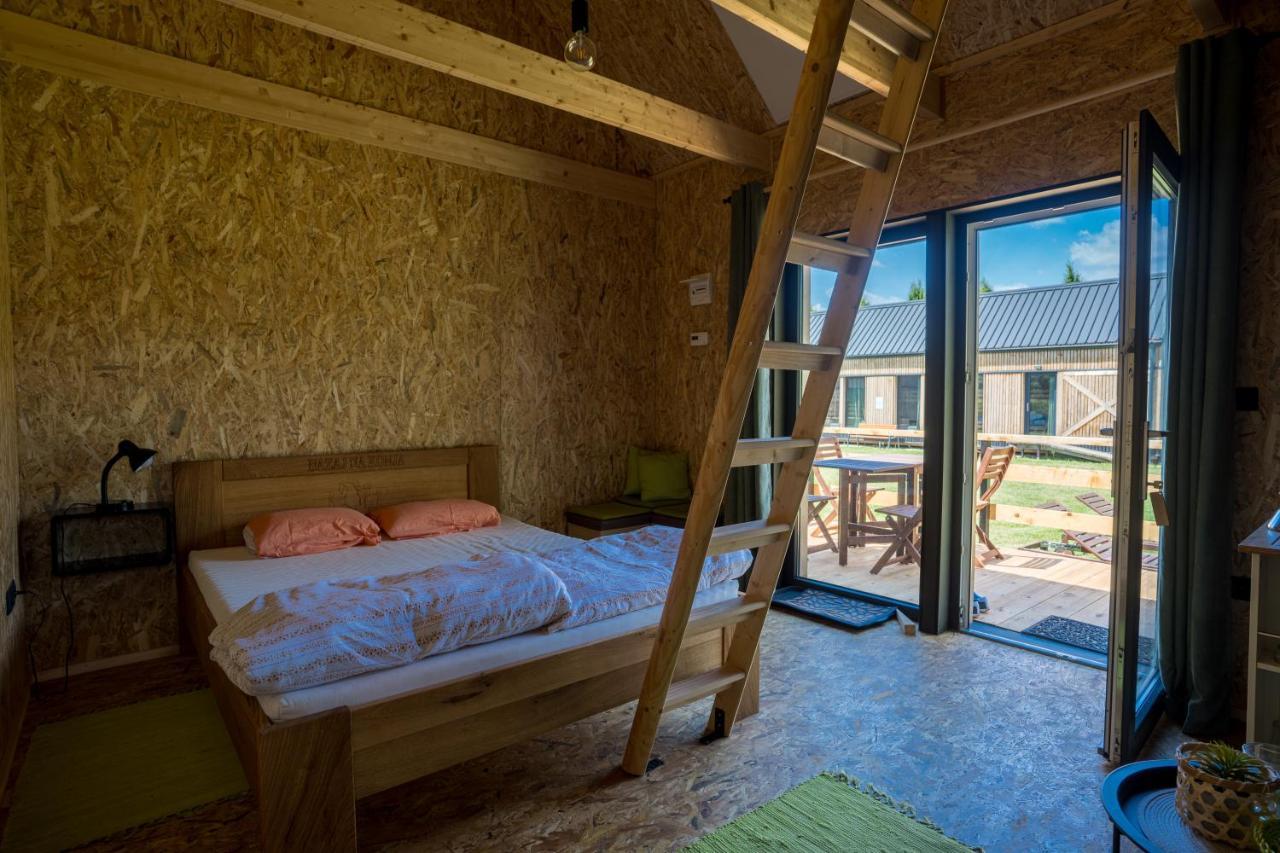 Horse Glamping Park Hotel Cirkovce Exterior photo